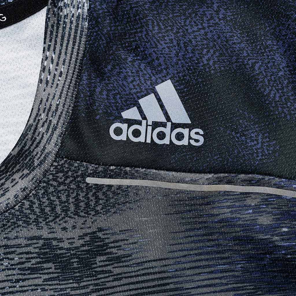 Playera Adidas Entrenamiento D4T HIIT Estampada