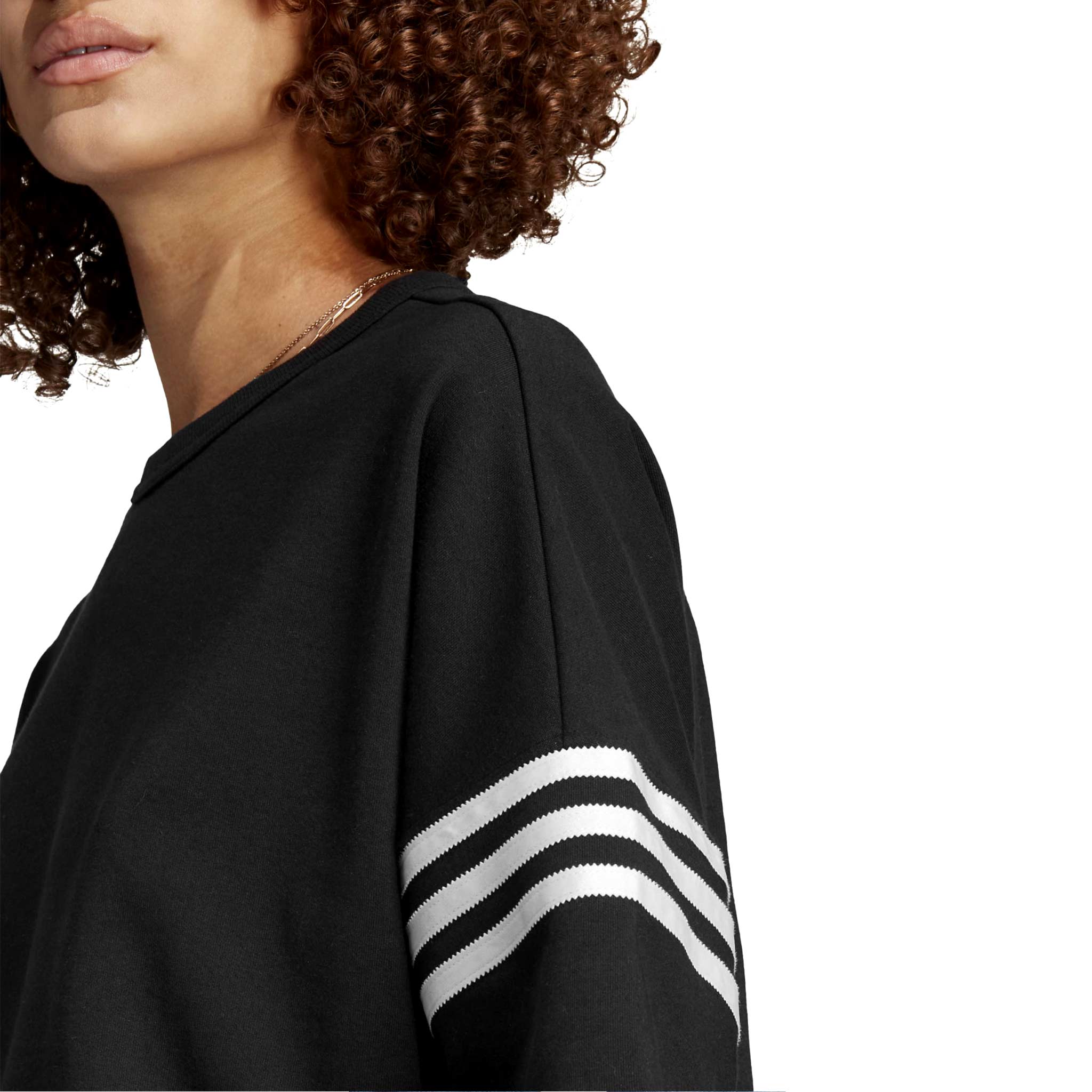 Playera Adidas Neuclassics