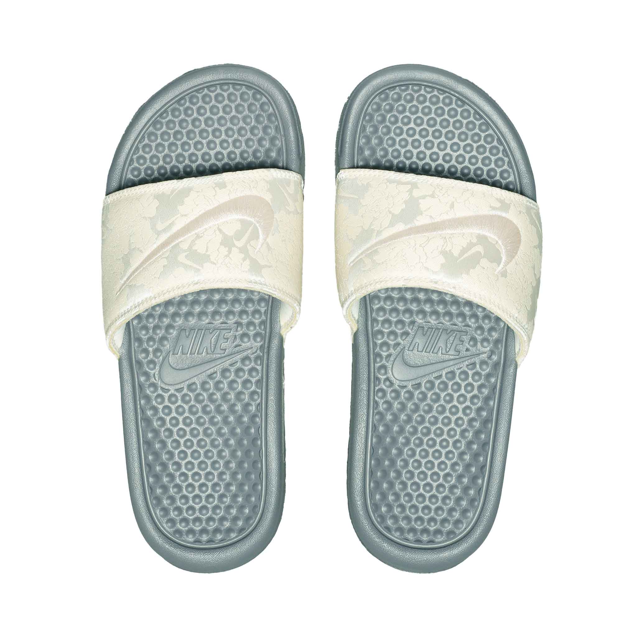 Sandalia NIKE BENASSI