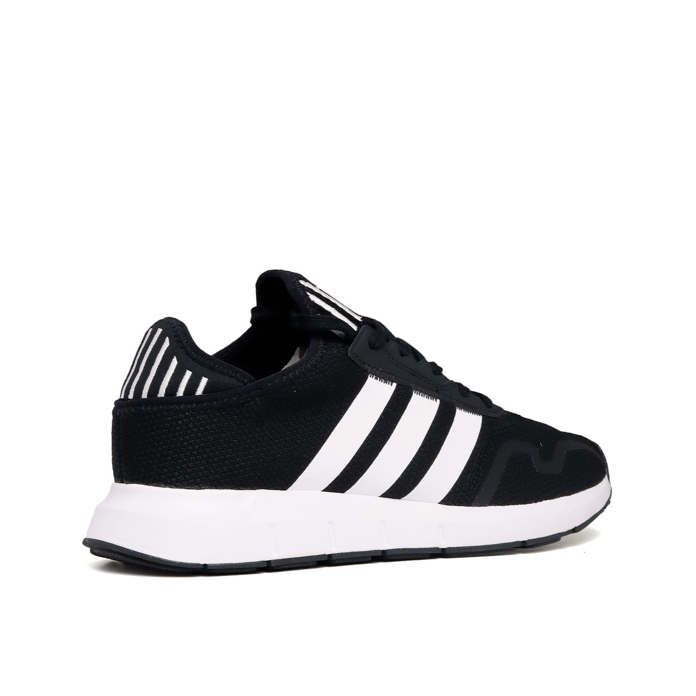 Tenis Adidas Swift Run X