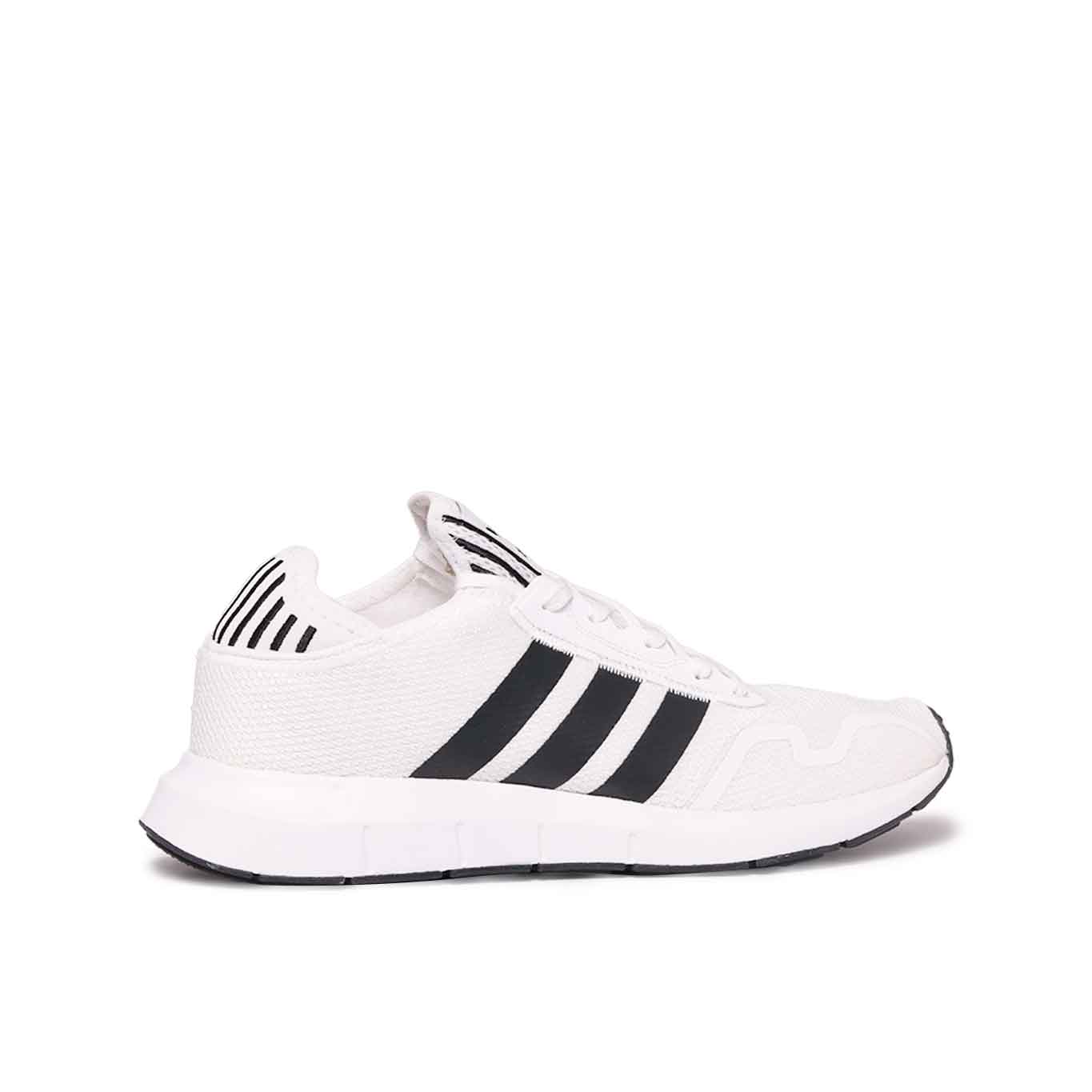 Tenis Adidas Swift Run X