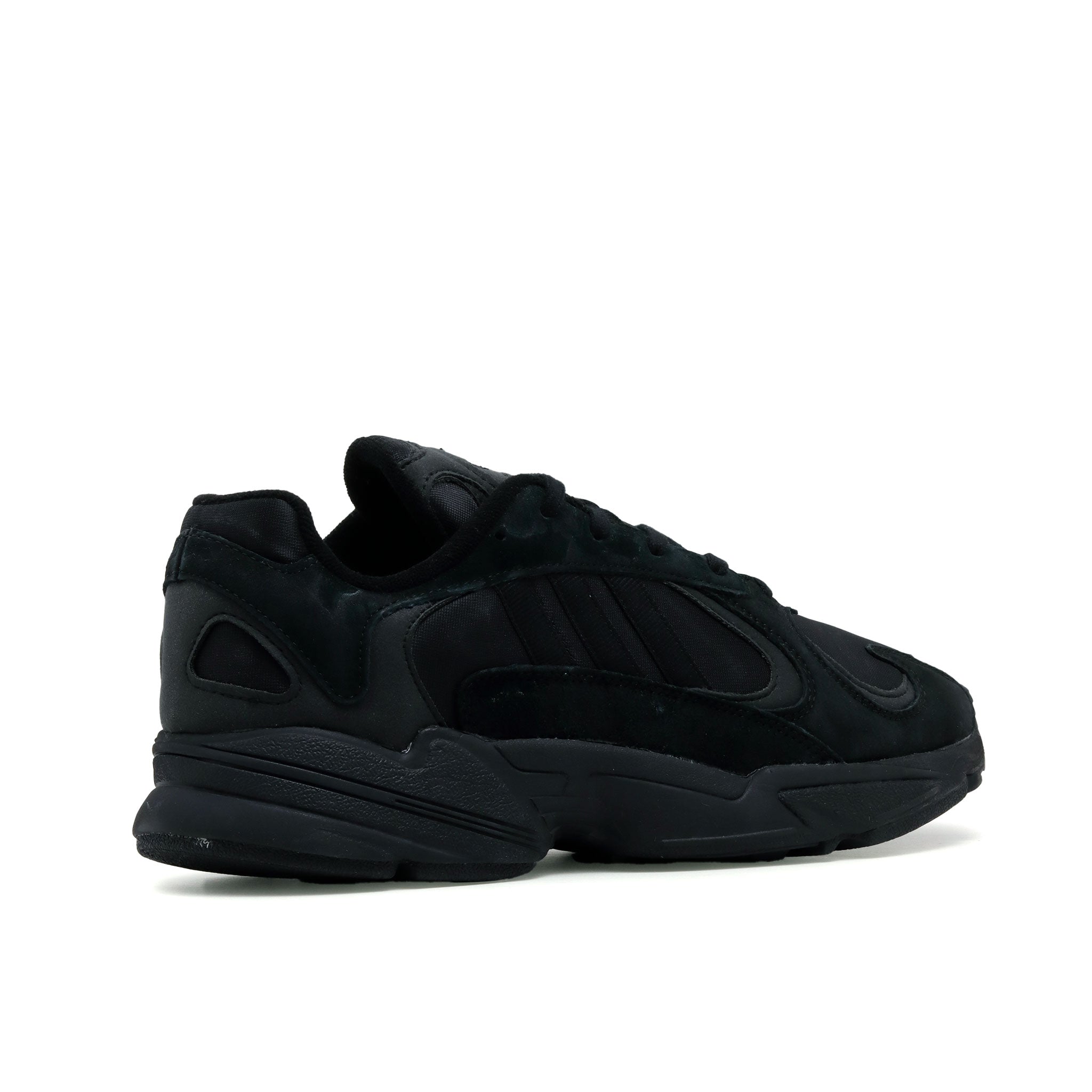 Tenis Adidas Yung 1