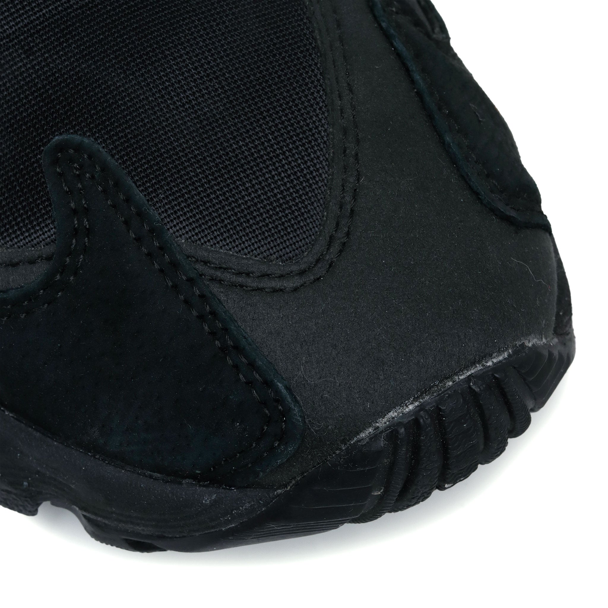 Tenis Adidas Yung 1