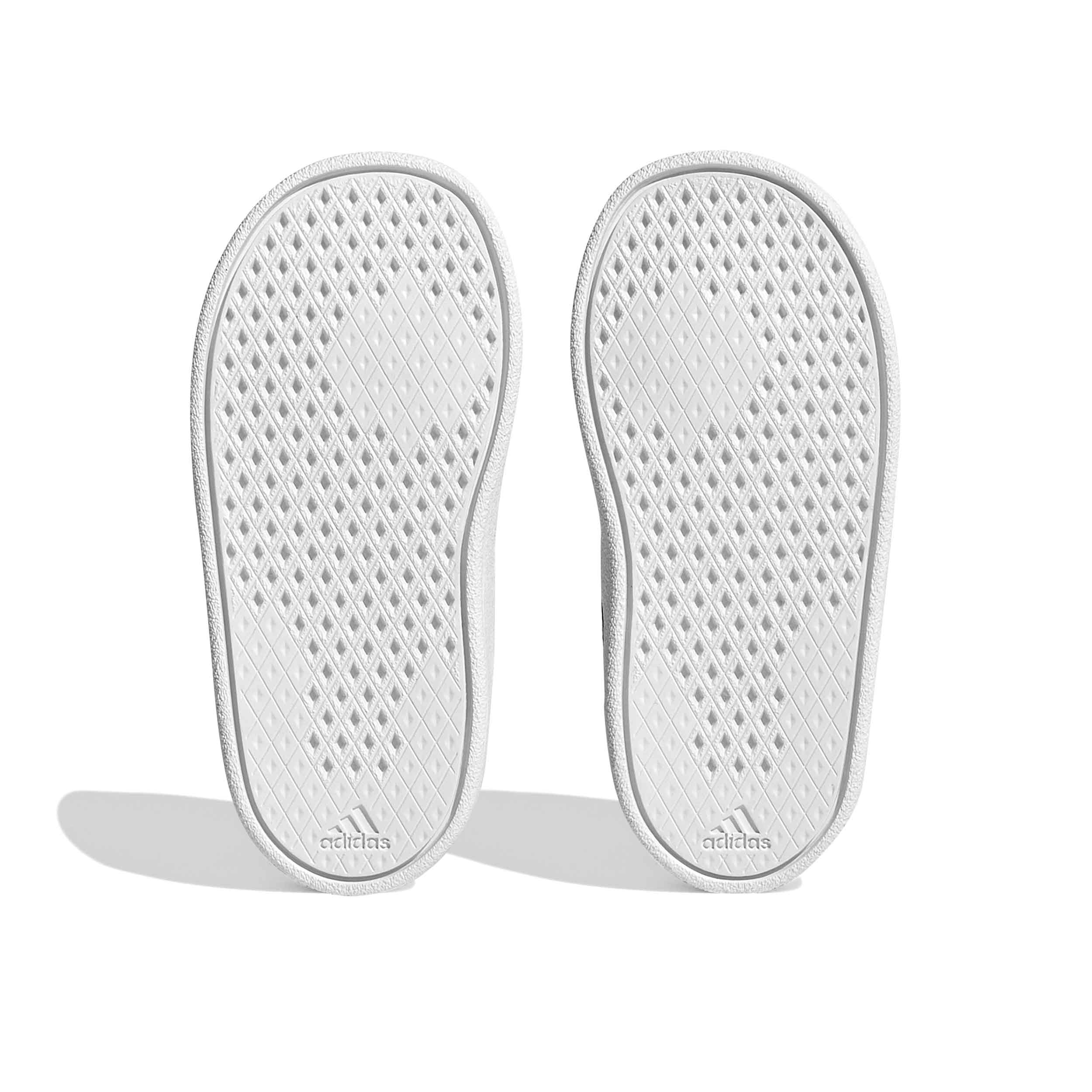 Tenis Adidas BREAKNET Niño