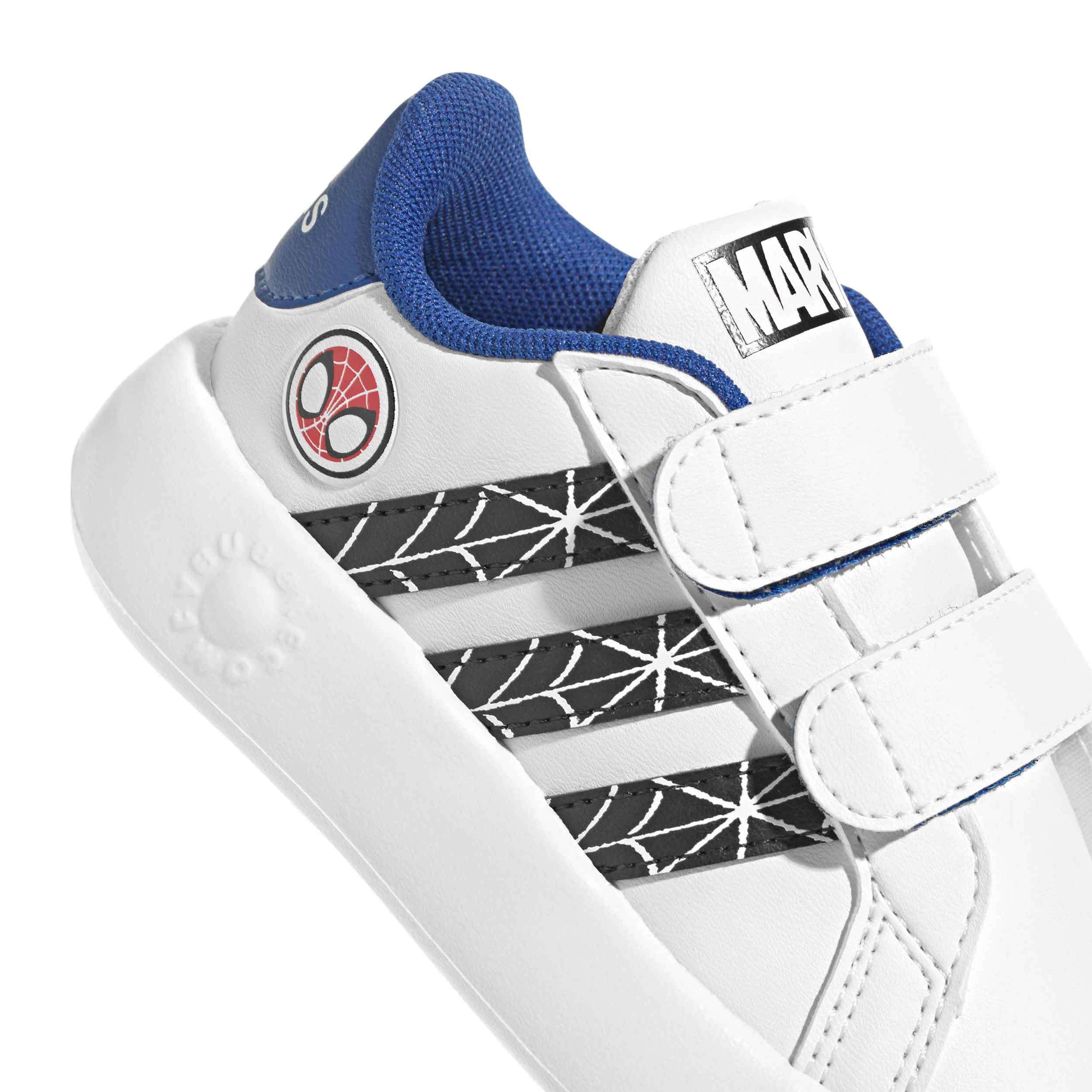 Tenis Adidas GRAND COURT SPIDER-MAN Niño