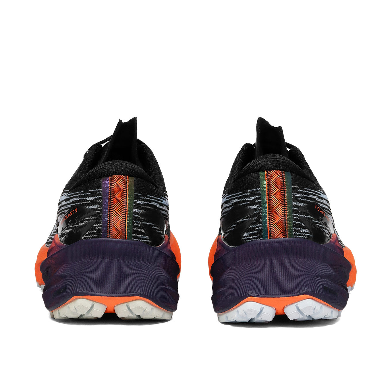 Tenis Asics Novablast 3