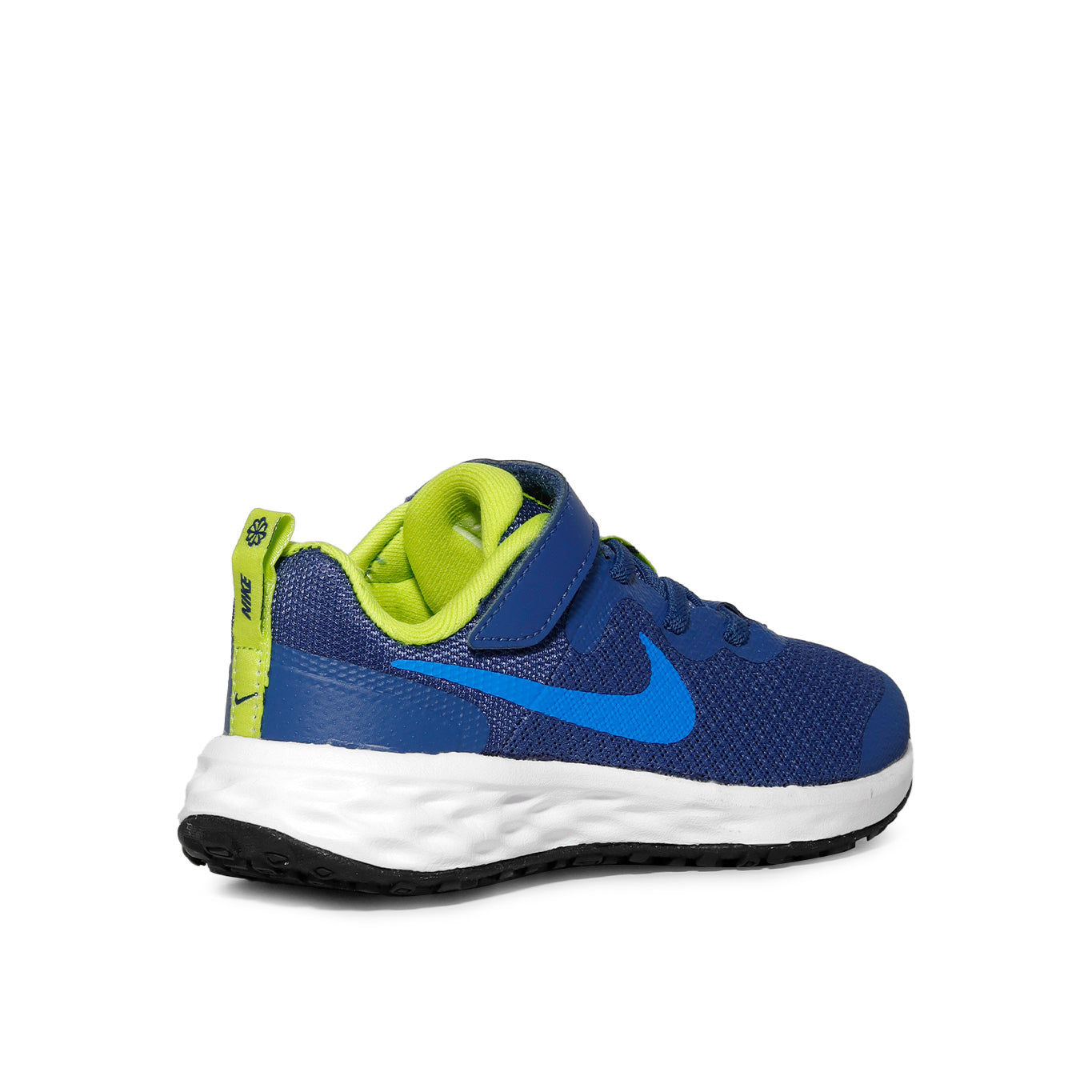 Tenis Nike Revolution 6