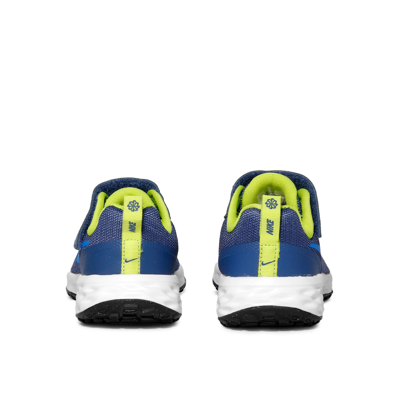 Tenis Nike Revolution 6