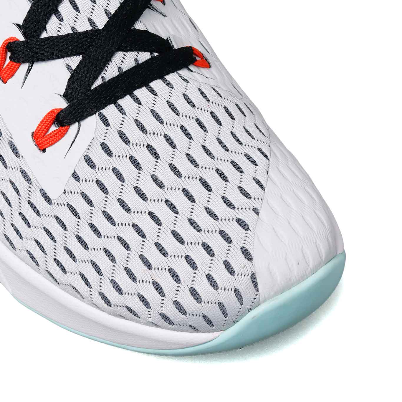 Tenis NIKE LEBRON WITNESS