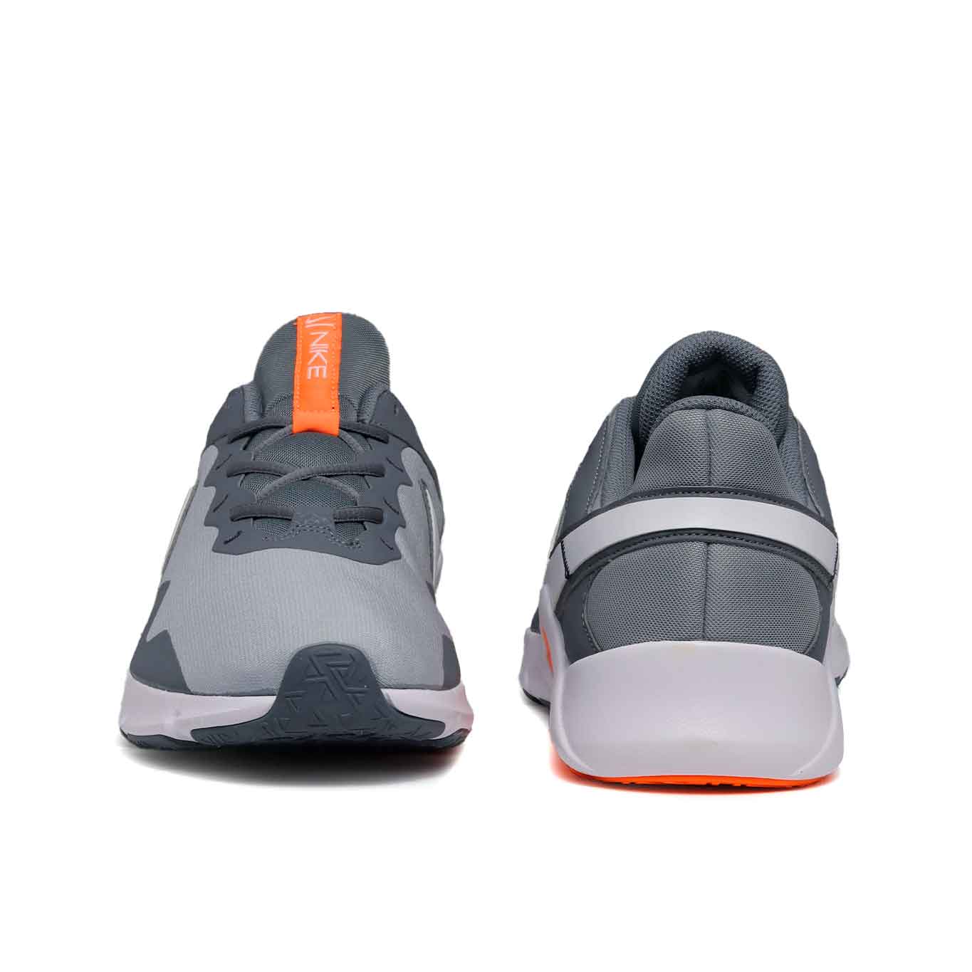 Tenis NIKE LEGEND ESSENTIAL 2
