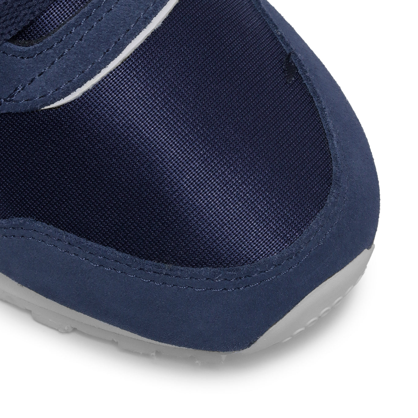 Tenis Reebok CL Nylon