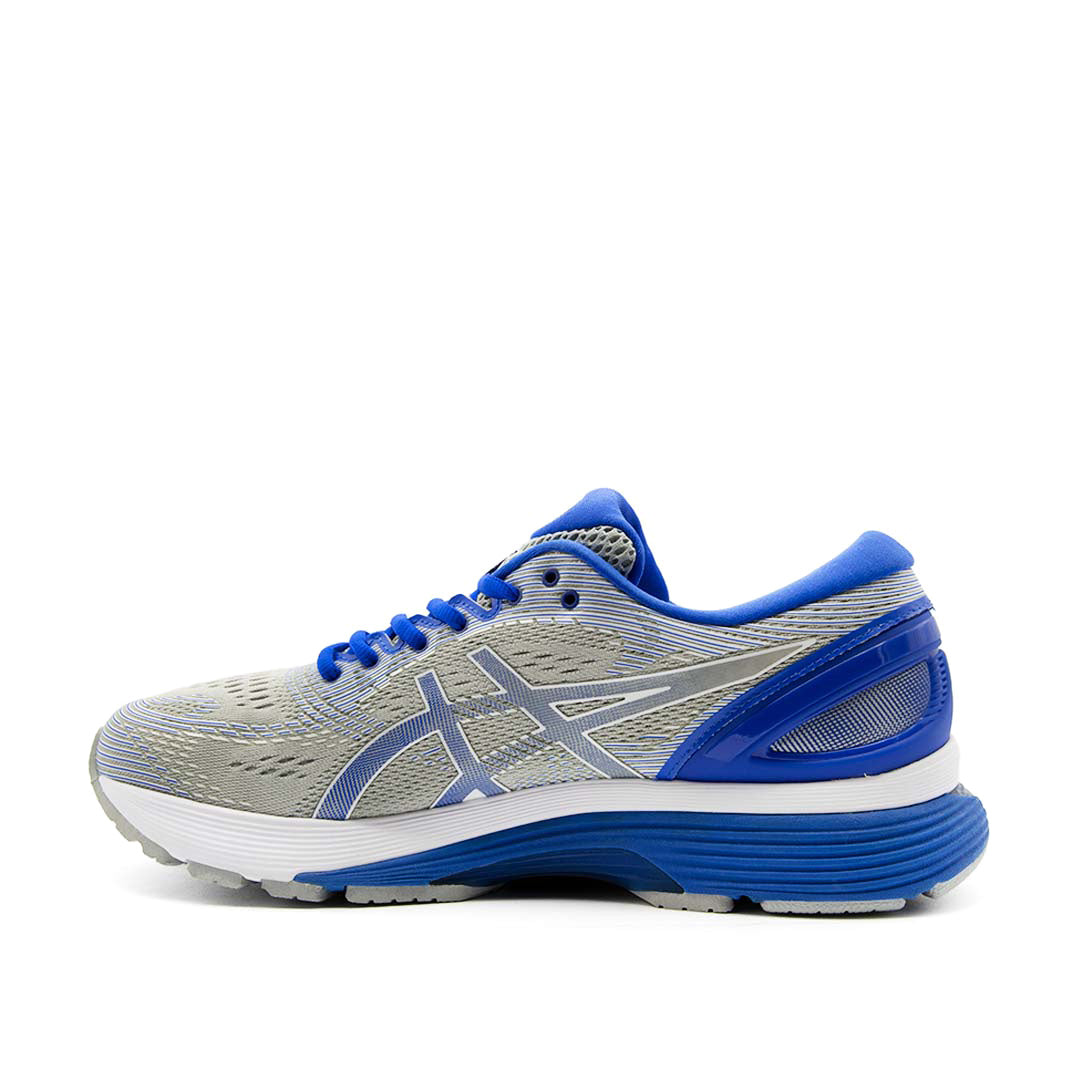 Tenis Asics Gel Nimbus 21 ASICS CINTAS/CHOCLO-Únicos Moderna