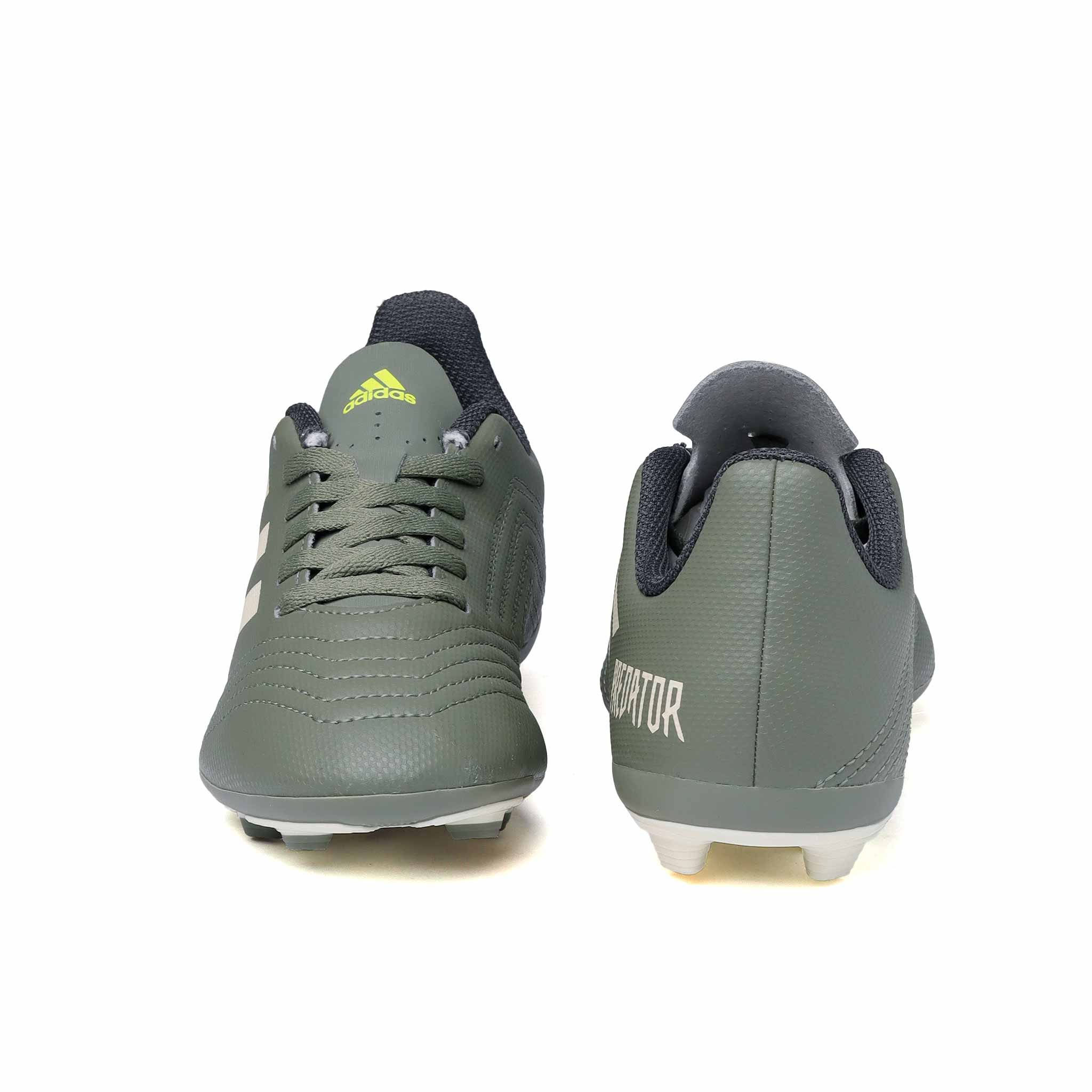 Tenis Futbol Predator 19.4