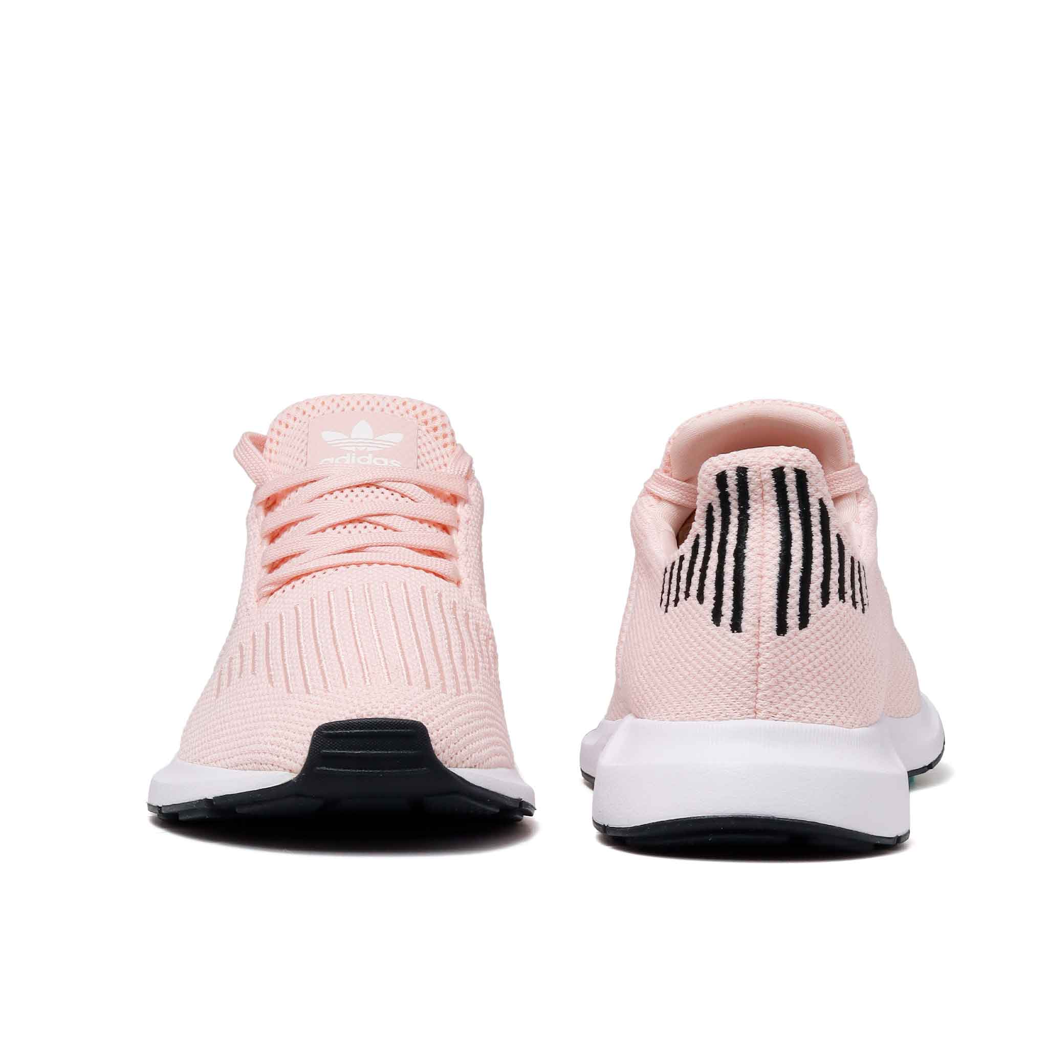 Tenis Adidas Swift Run W