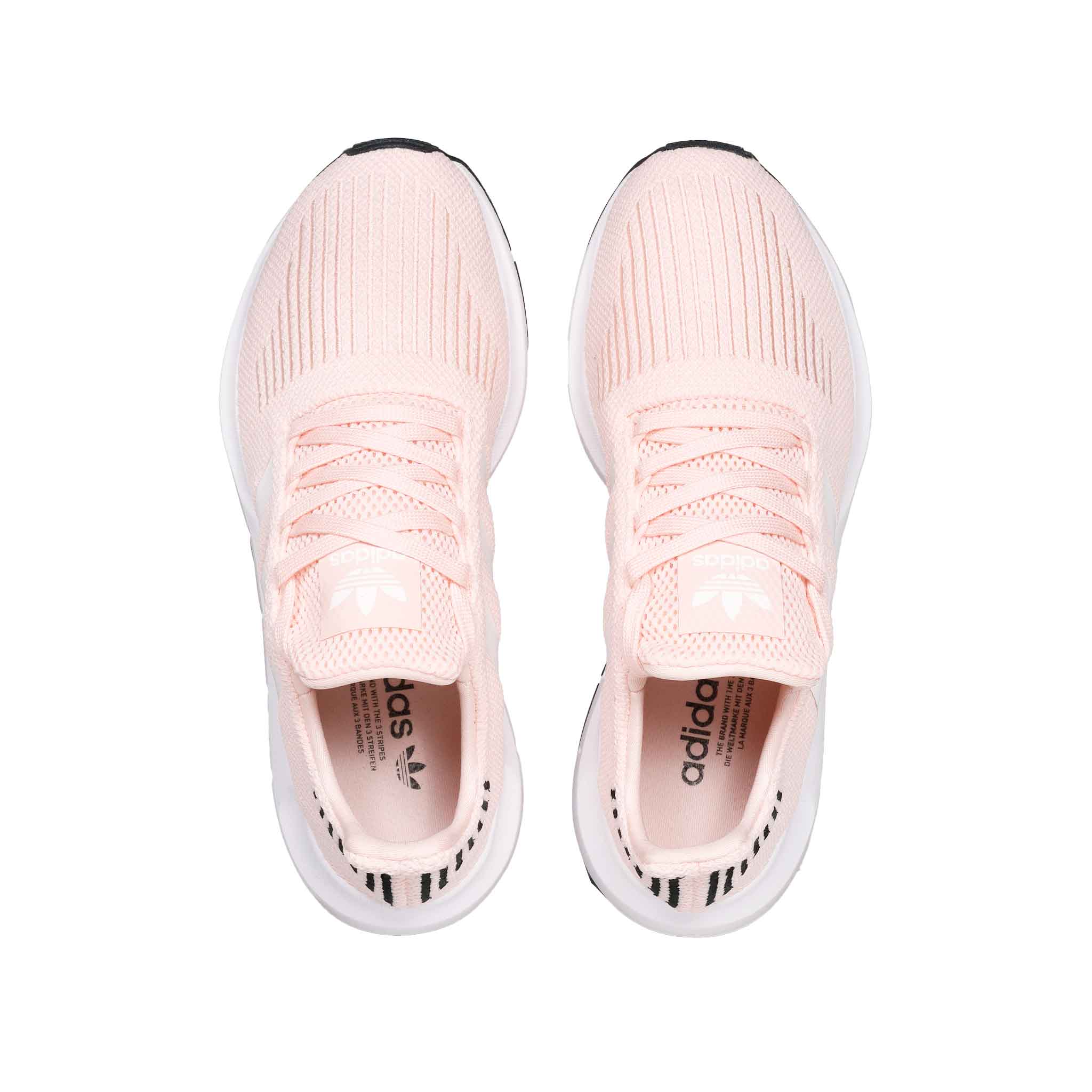 Tenis Adidas Swift Run W