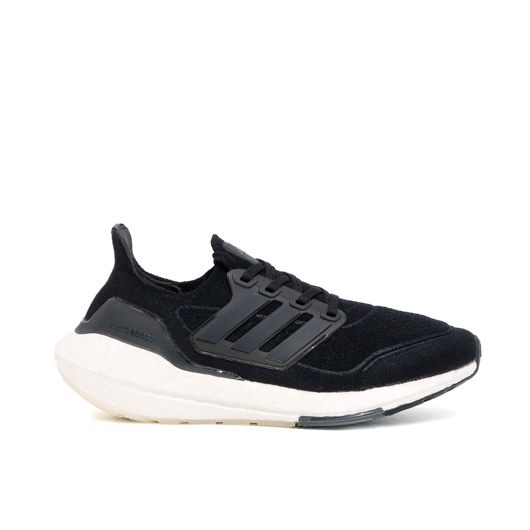 Adidas ultra boost 2025 mujer negro tacon