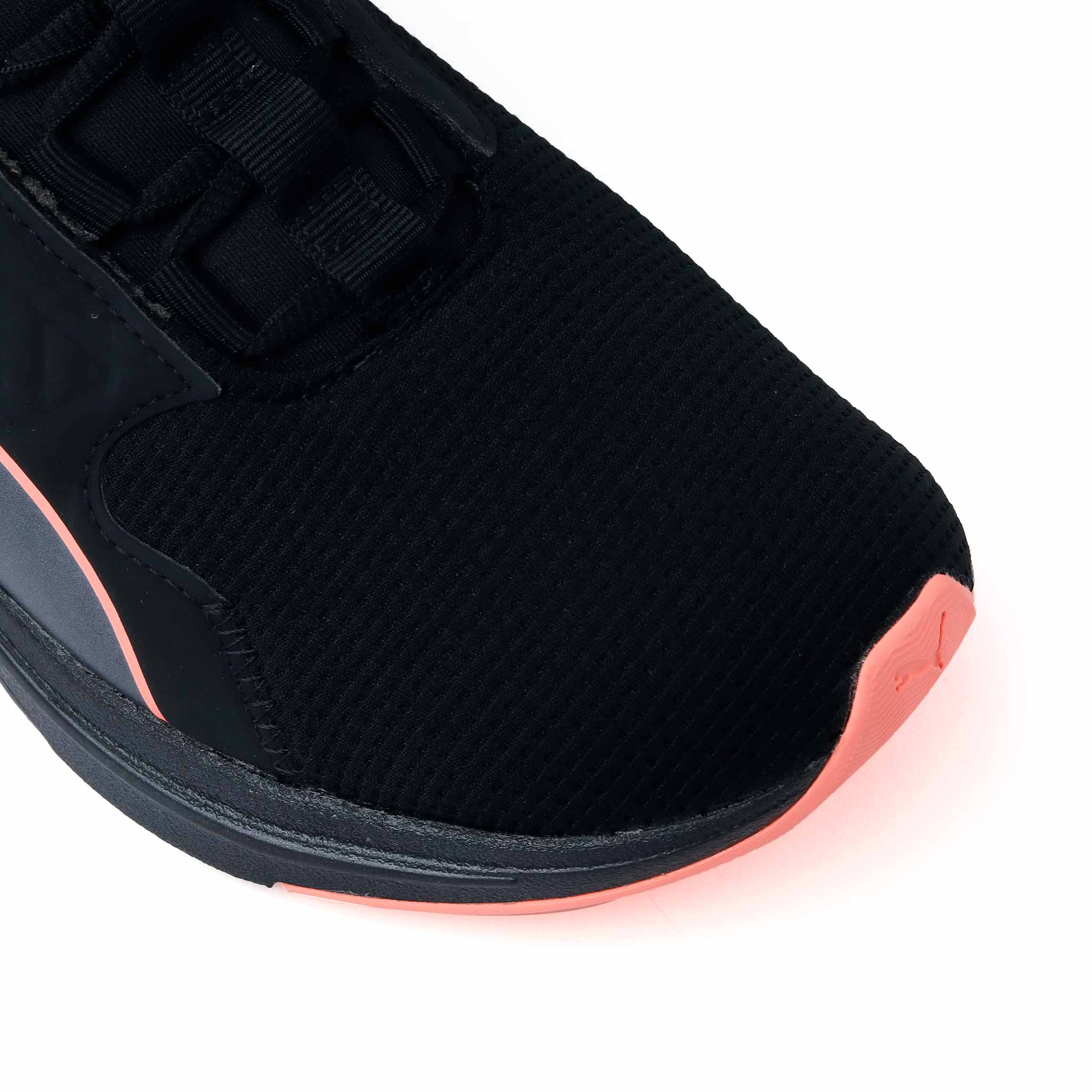 Tenis Puma Disparce XT