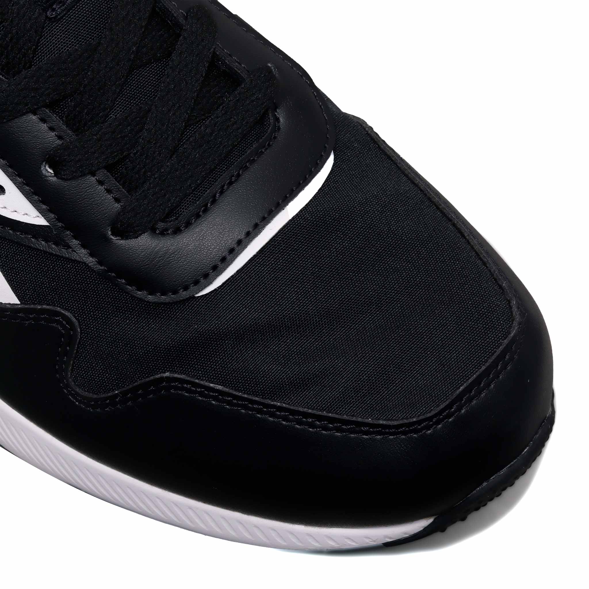 Tenis Reebok Heritance
