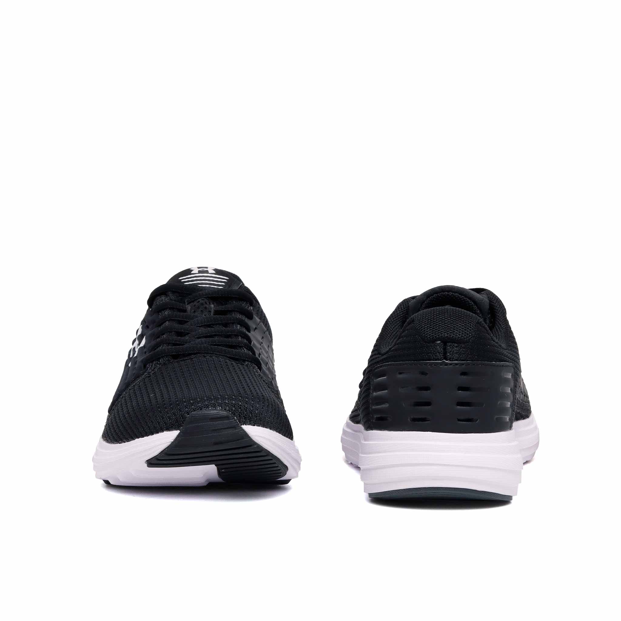 Tenis UnderArmour Surge