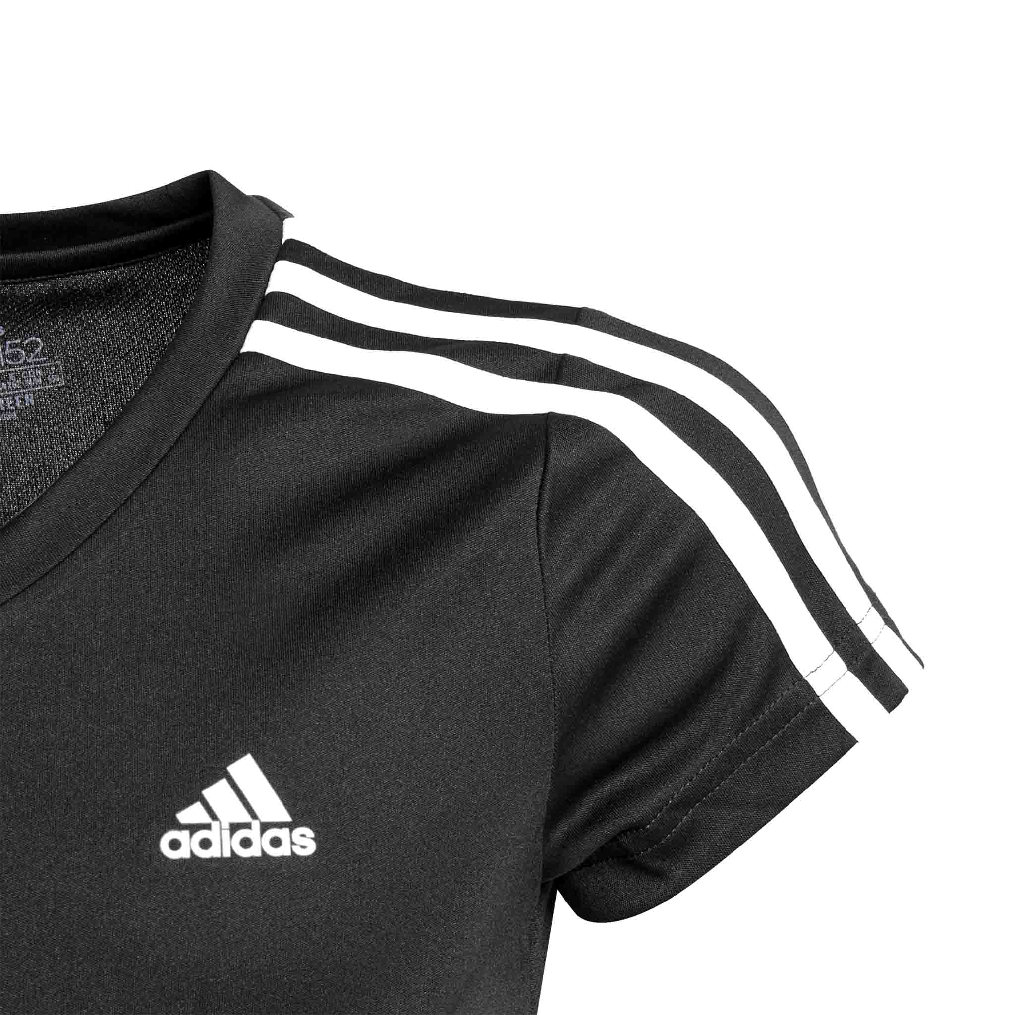 Playera Adidas Designed