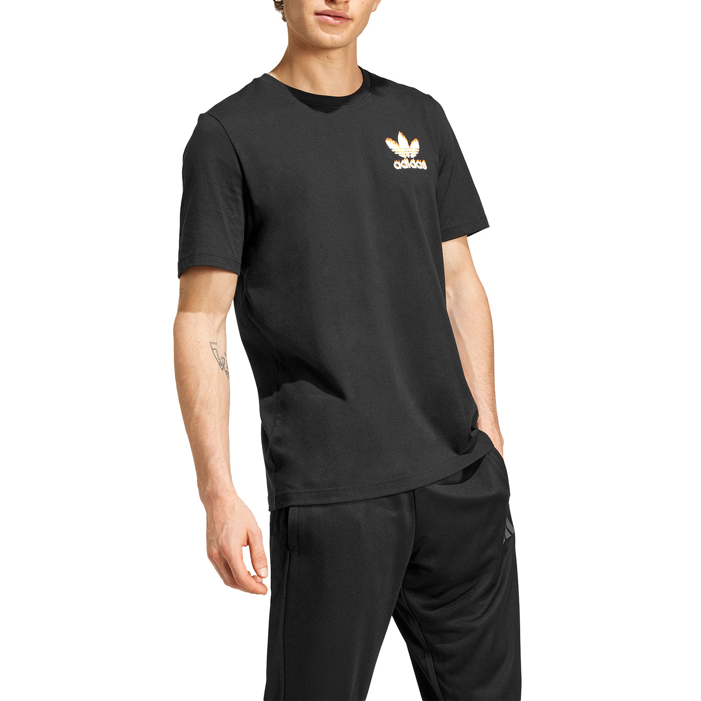 Playera Adidas Trifolio Fire