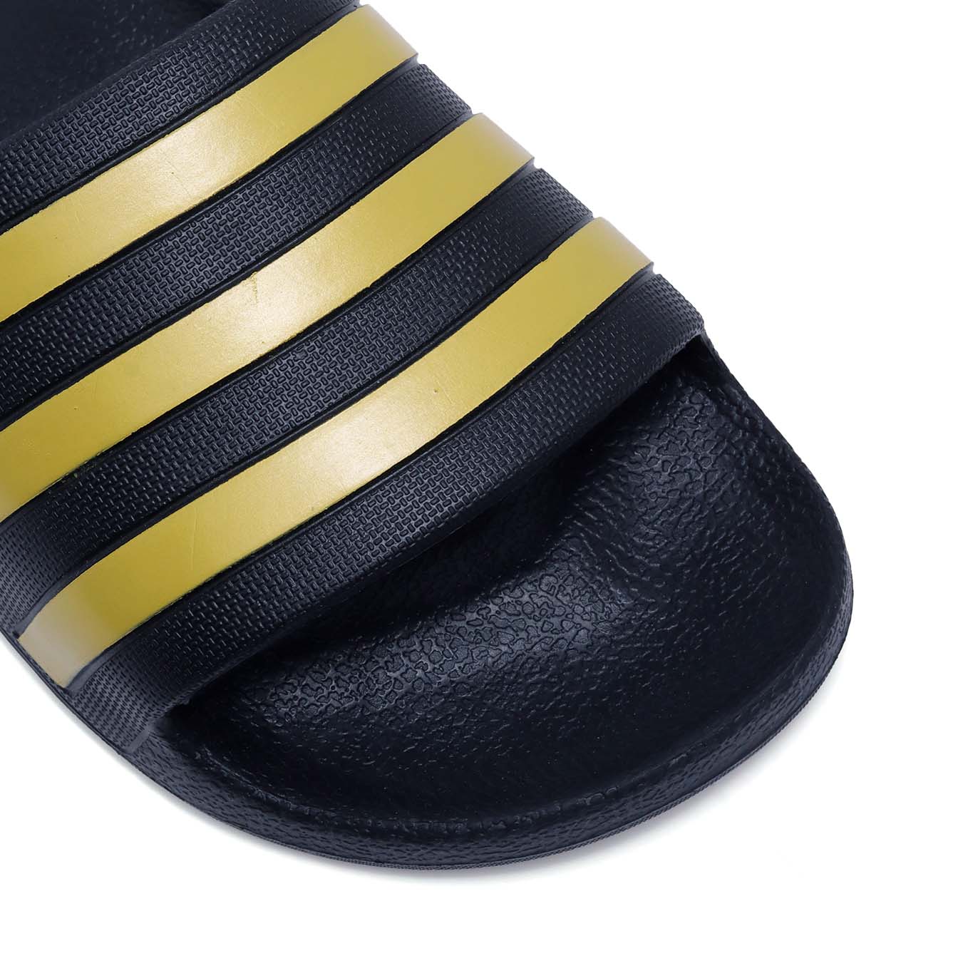 Chanclas adidas puestas best sale