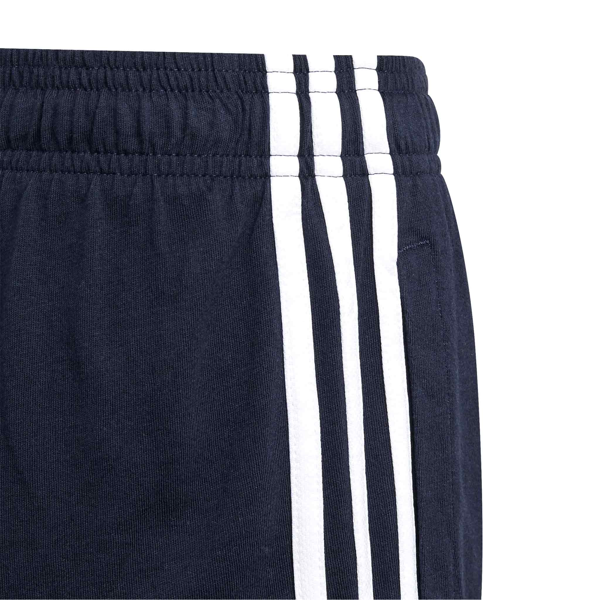 Short Adidas Essentials