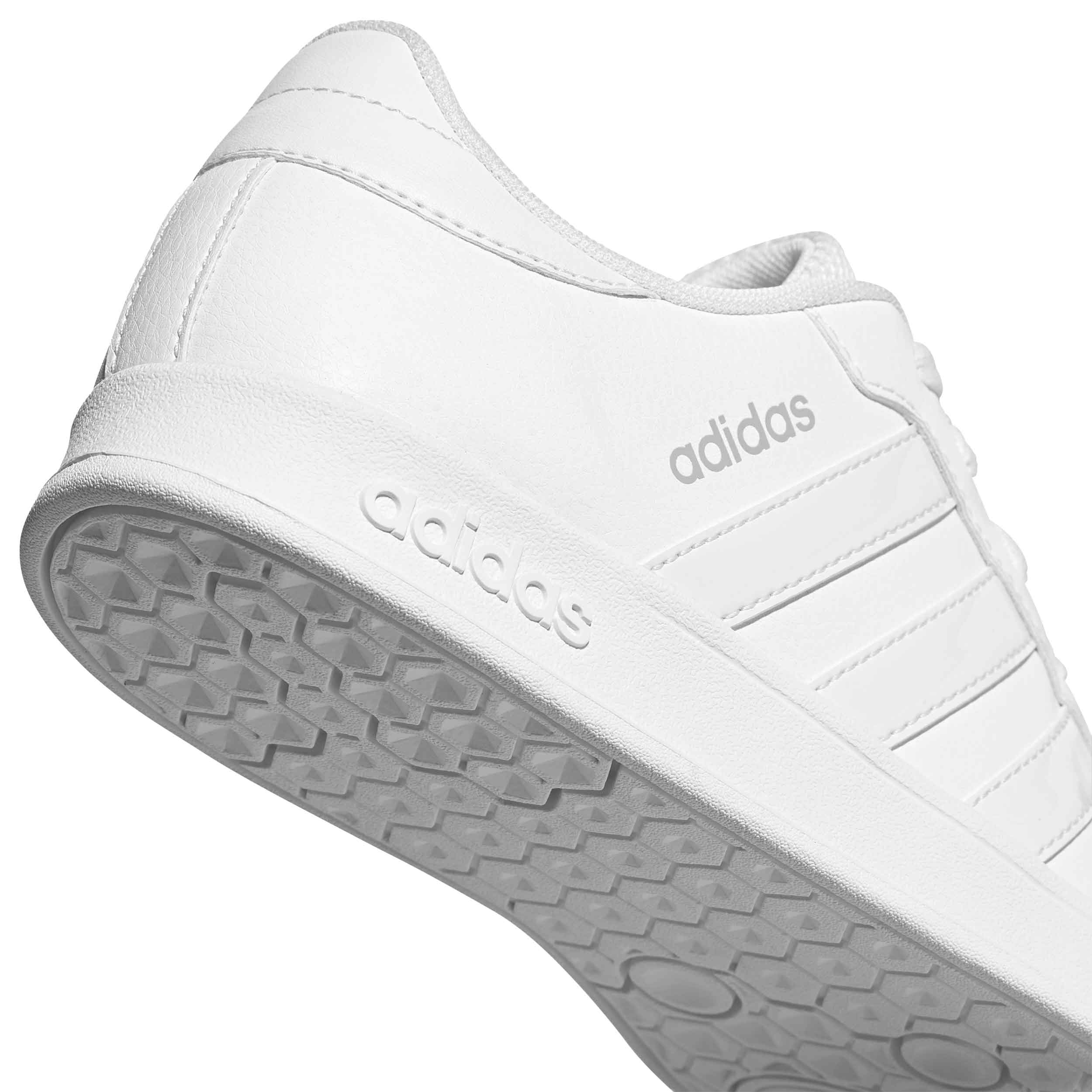 Tenis Adidas BREAKNET Niño