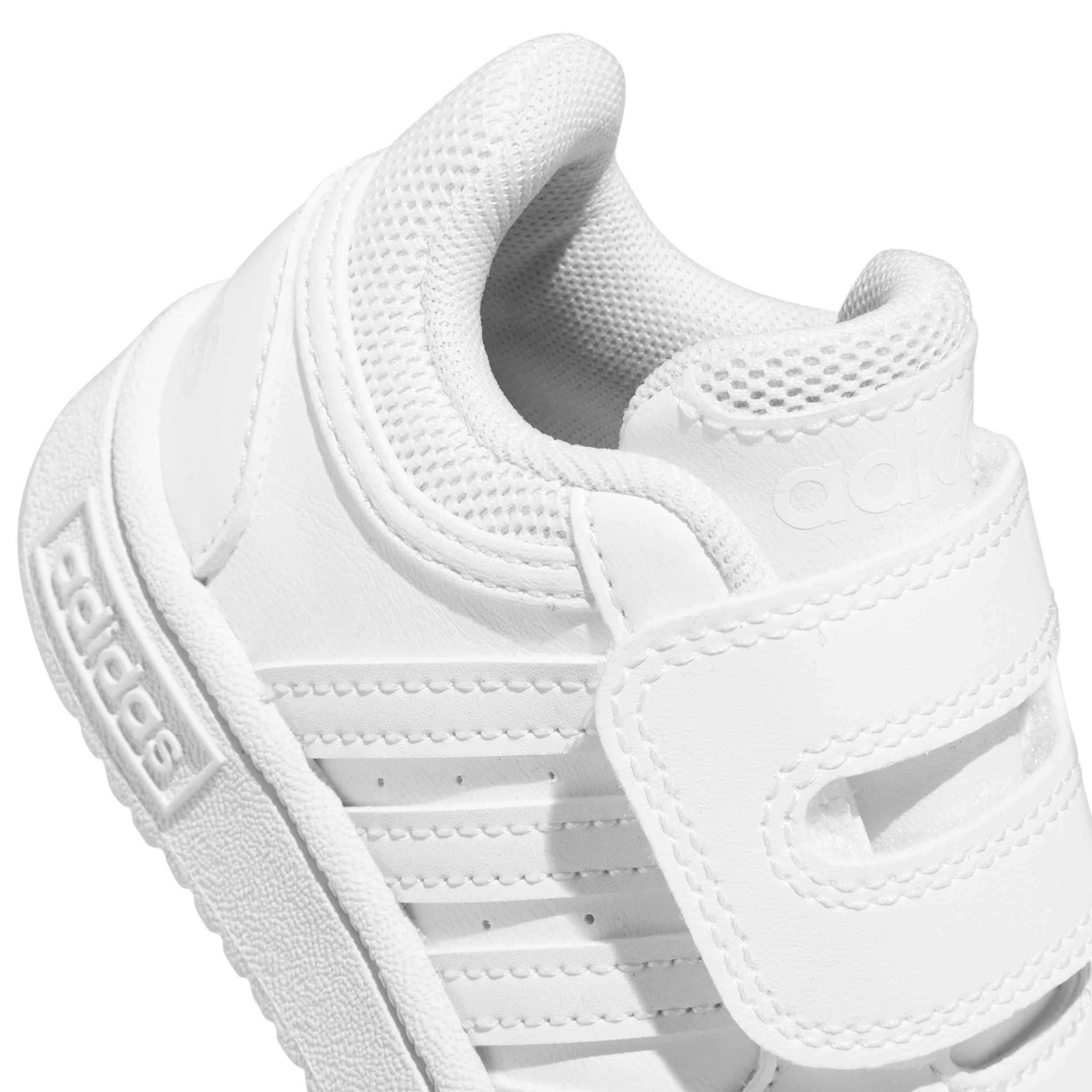 Tenis Adidas HOOPS Niño