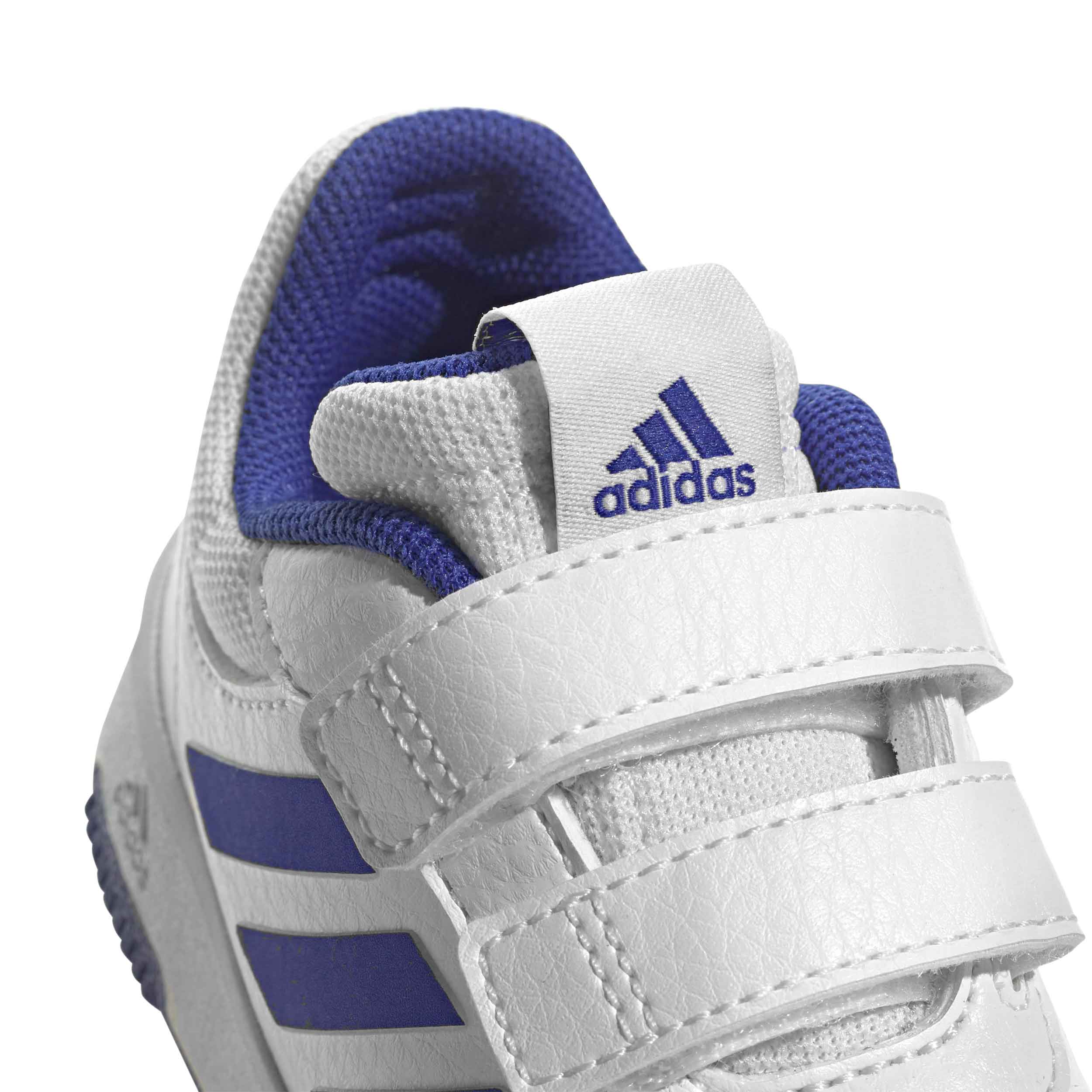 Tenis Adidas TENSAUR Niño