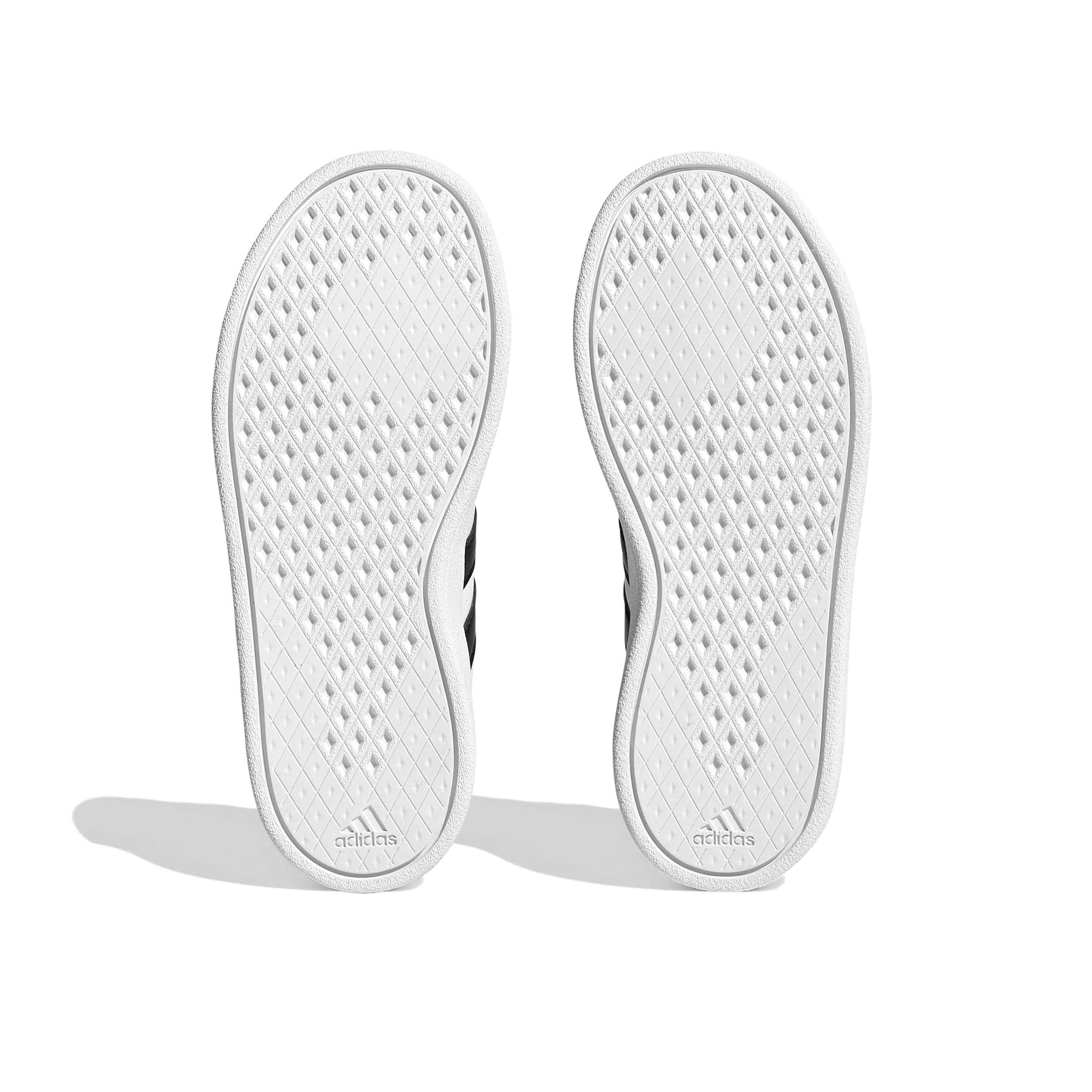 Tenis Adidas BREAKNET NIño