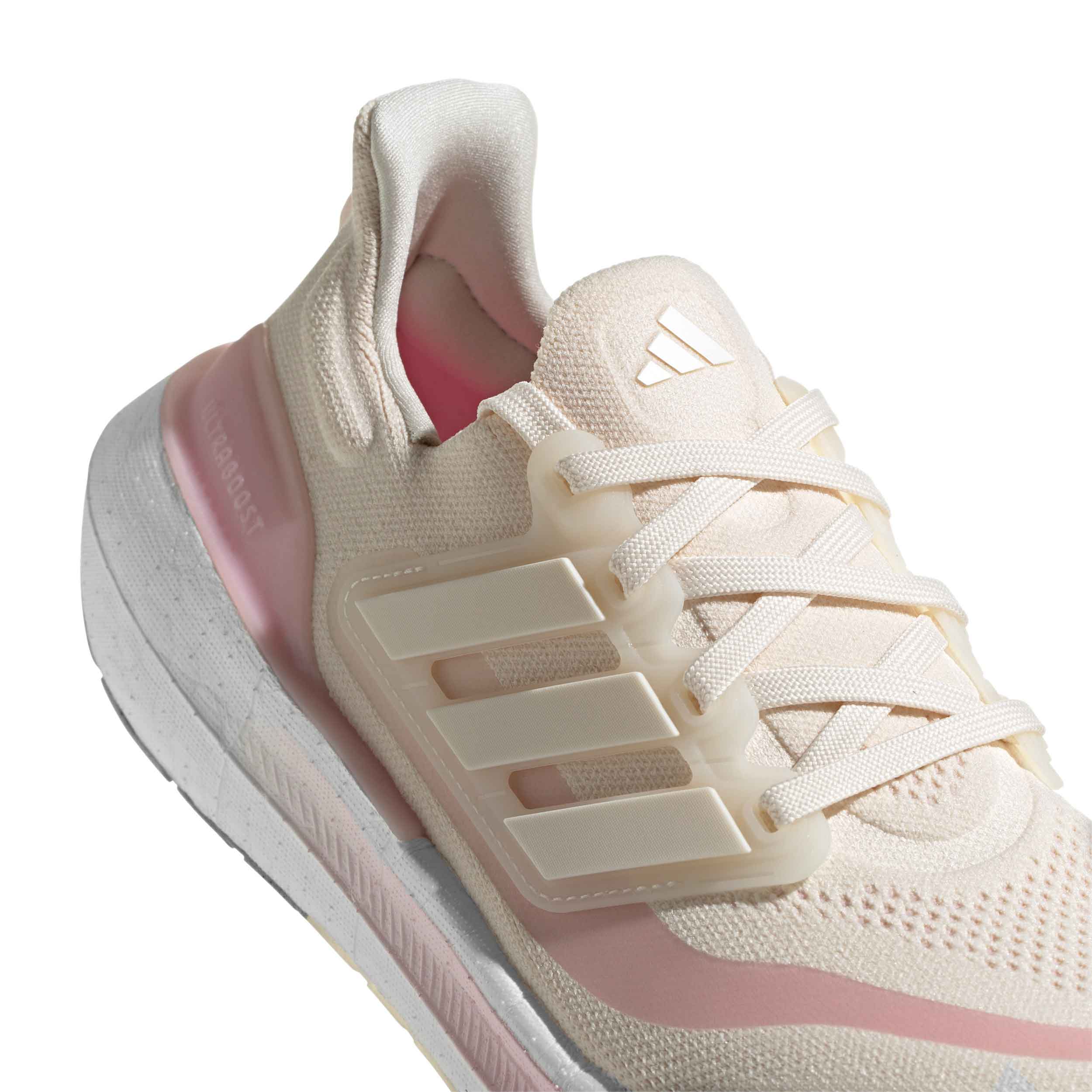 Tenis Adidas ULTRABOOST LIGHT Mujer