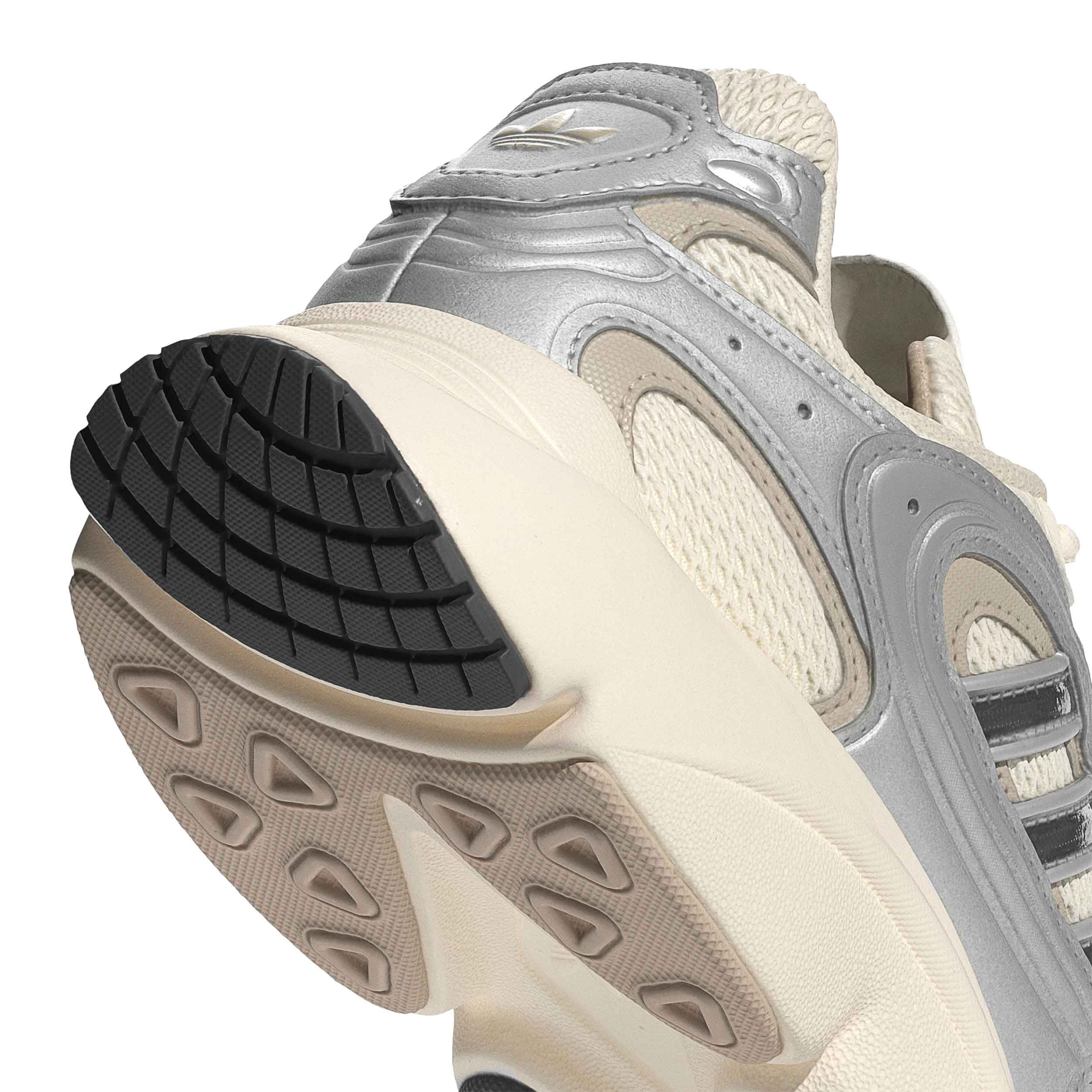 Tenis Adidas OZMILLEN Mujer