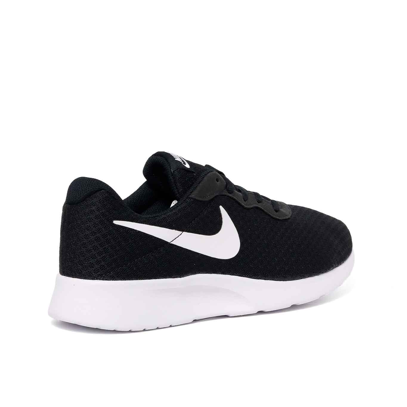 Tenis nike tanjun discount negro