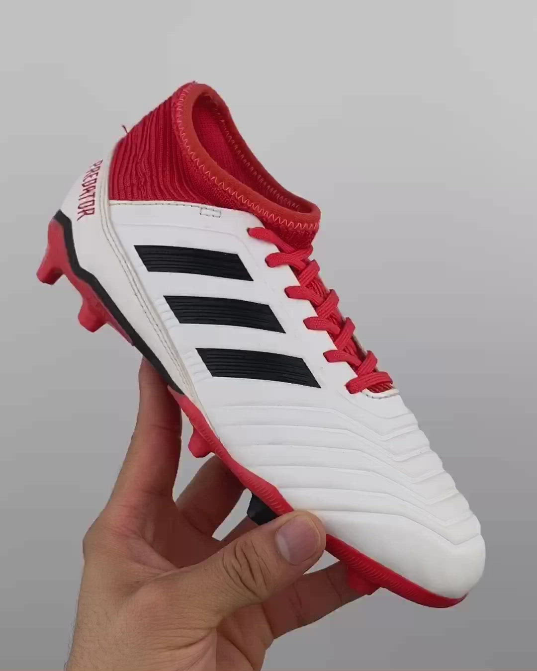 Adidas predator store 18.3 blanco